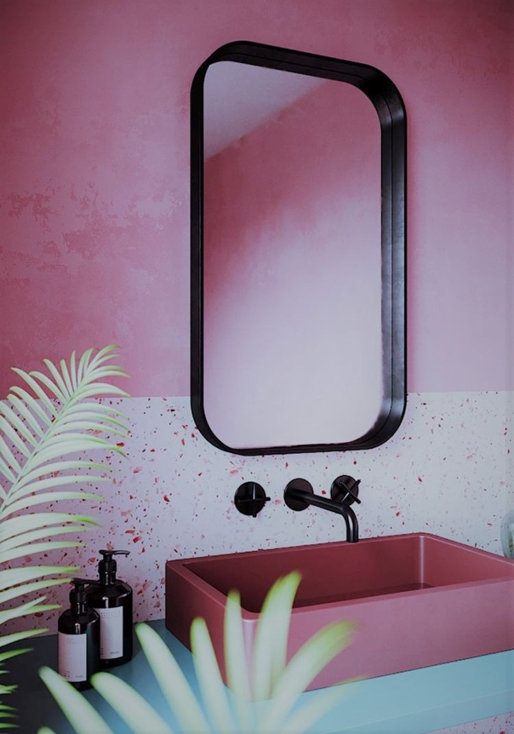 Поєднання рожевих відтінків з терраццо в інтер'єрі ванної кімнати