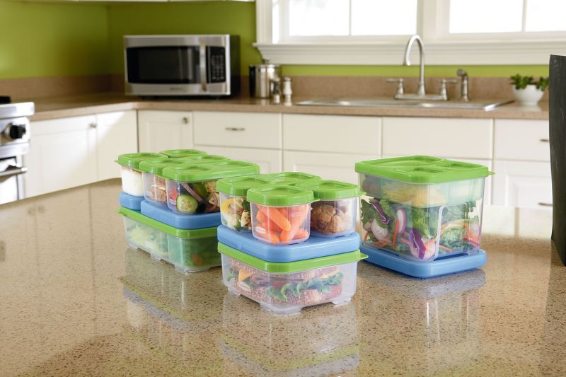 Пластикові контейнери з часом стають токсичними - ще одна небезпека на кухні